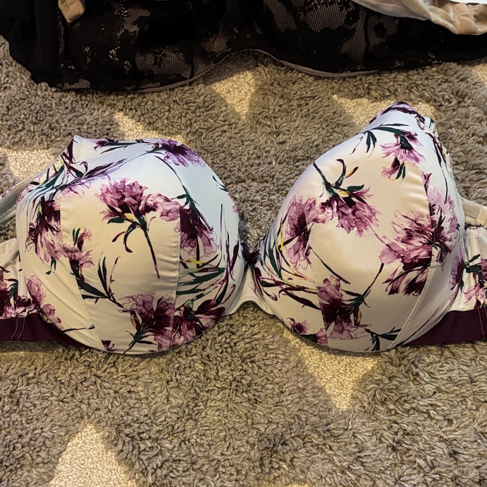 Cacique Floral Bra with Cream and Purple